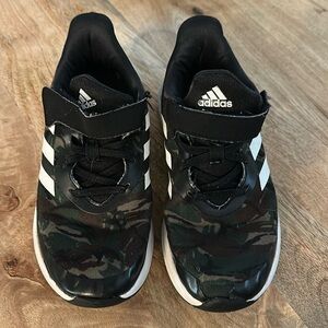 Boys Adidas Shoes Camo - Size 2